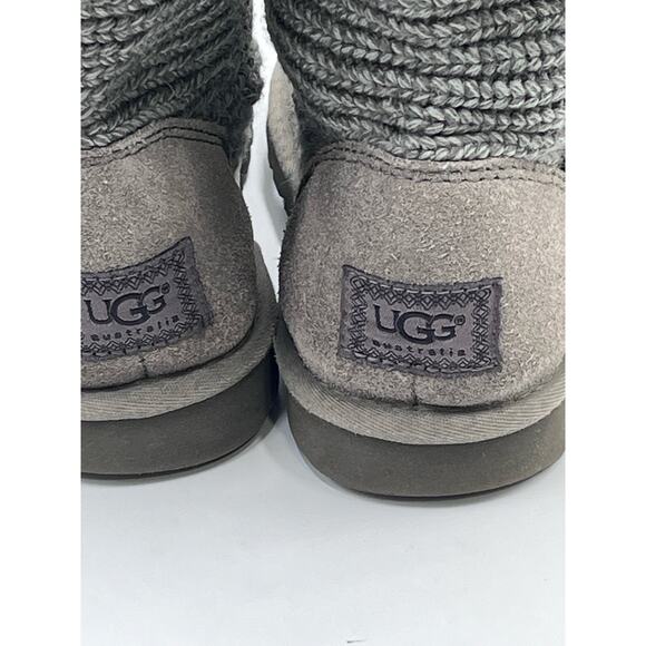 Ugg Women's Gray Classic Cardy Boot Shoes Cable Knit Boots Size 8 - Picture 10 of 14
